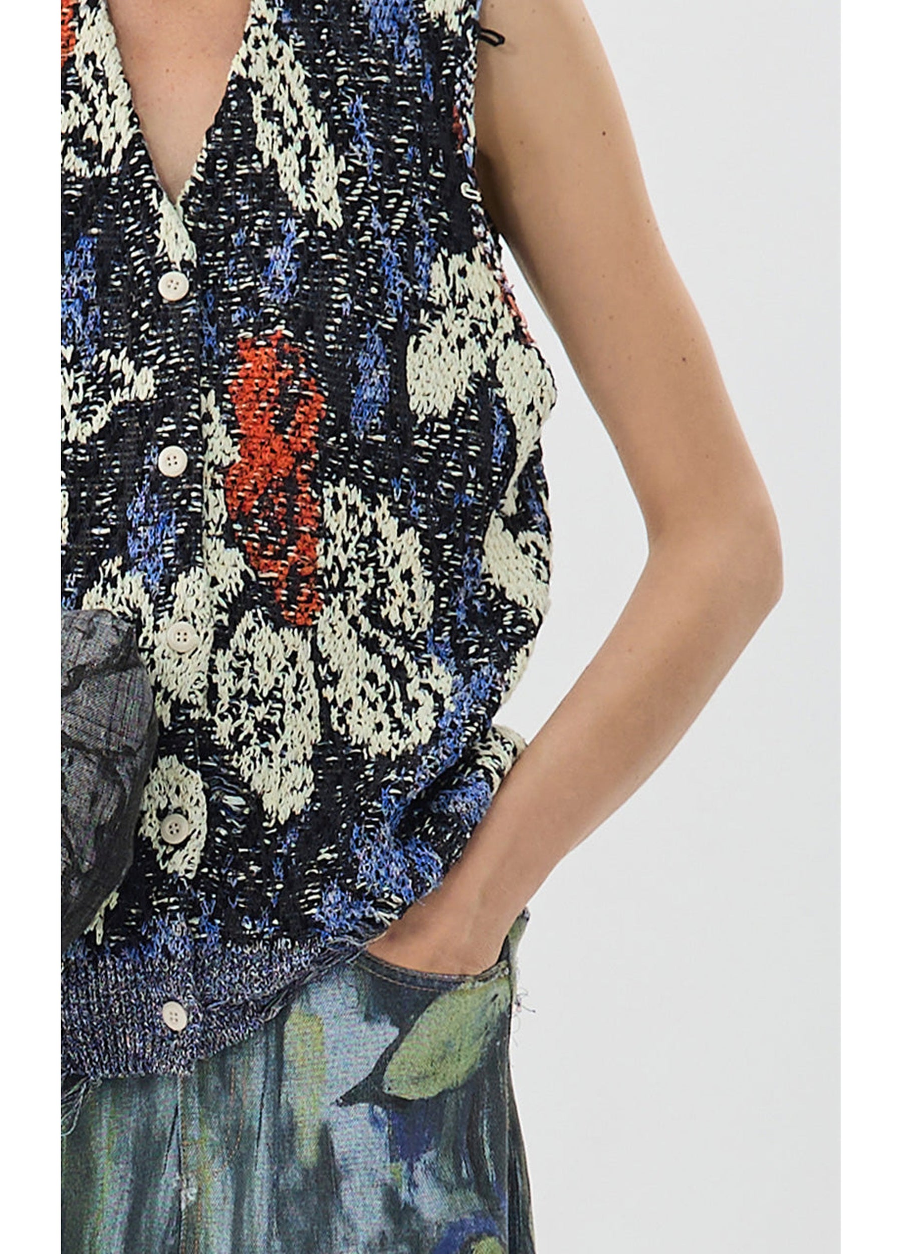 JNBY floral womens knitted cardigan vest