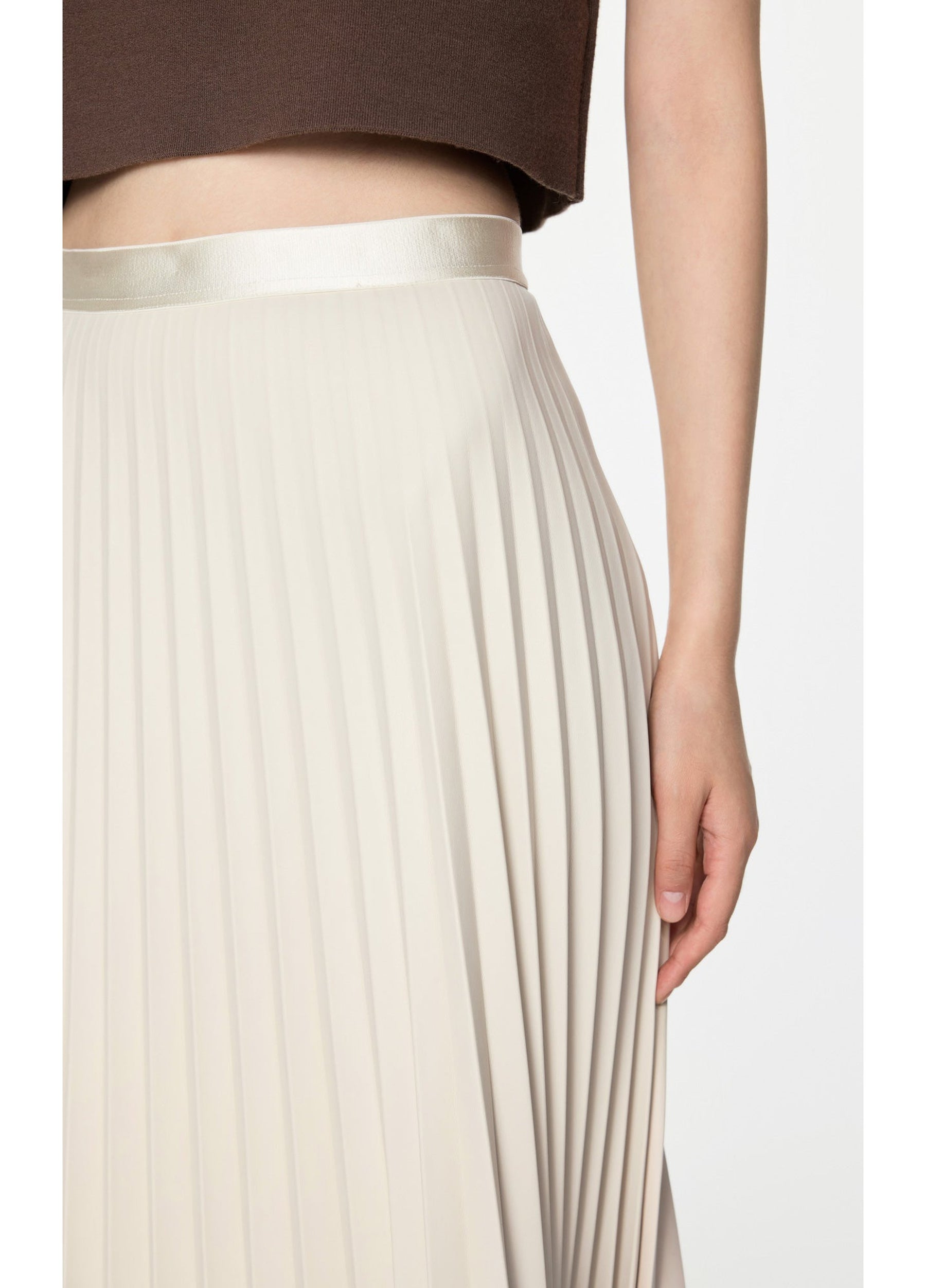 JNBY Elegant pleated skirt